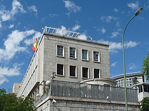 Edificio del Alto Estado Mayor, paseo de la Castellana, Madrid.jpg