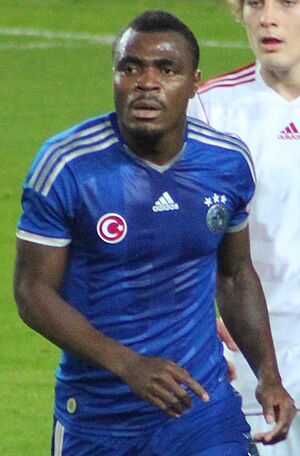 Emenike @ Fenerbahce - Altinordu 23 December 2014 (cropped).jpg