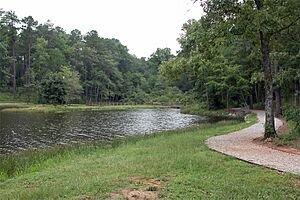 Lakeside trail lg