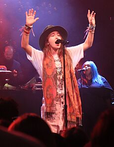 Lauren Daigle Joy Eslava Madrid (cropped)