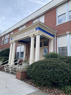 Lucille Hunter School.jpg