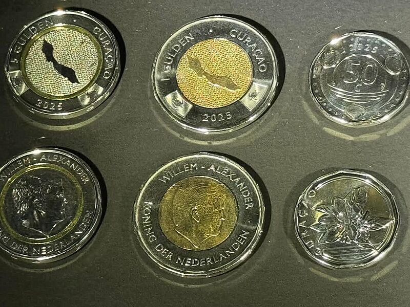New Gilder money