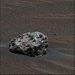 Iron–nickel meteorite found on Mars's surface (Heat Shield Rock)