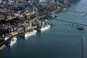 Porto de Salvador e Bahia Marina