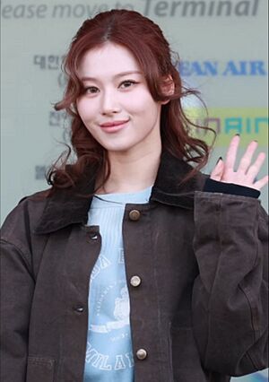 Sana Minatozaki 湊﨑 紗夏 20250118 07.jpg