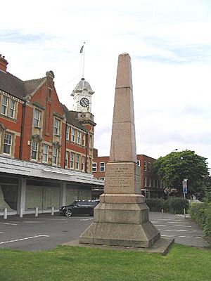 The William Hunter Memorial, Brentwood, Essex - geograph.org.uk - 34065