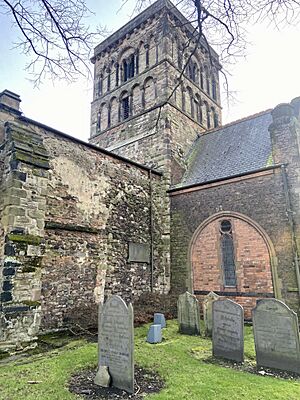 Tower and north transept (2) - St Nicholas Church, Leicester