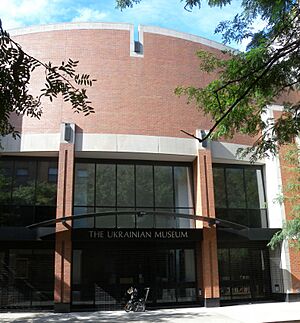 Ukrainian Museum sunny morn jeh.jpg