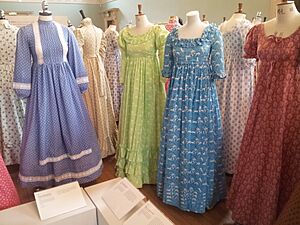 1970s Laura Ashley dresses 01