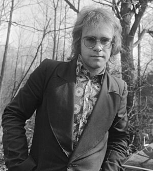 Elton John in Nederland (cropped)