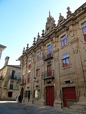 Fachada de la Casa del Cabildo rehabilitada en 2011