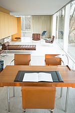 Farnsworth House by Mies Van Der Rohe - interior-3