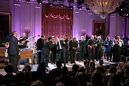 Justin Timberlake and Steve Cropper performing at the White House