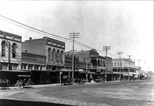 Main Street, Cleburne, TX, 1910s cph.3b18657
