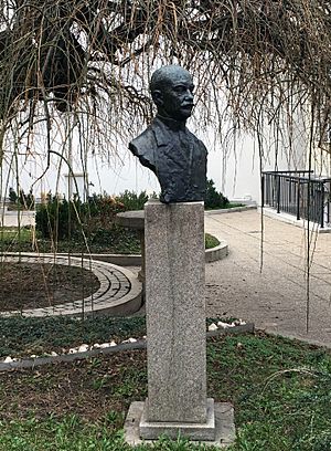 Monument to Jovan Cvjić in front of his house, Belgrade