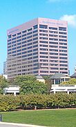 Northwestern Mutual East Tower, Milwaukee.jpg