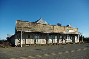 Former Mountaindale Store at Mountaindale and Dairy Creek roads