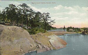 PostcardDarienCTContentmentIsland1914