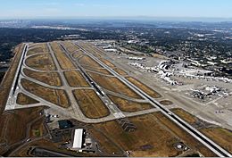 Seattle-Tacoma Airport Breidenstein-1.jpg