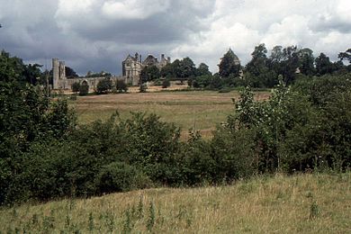 Battle Abbey, across the battlefield