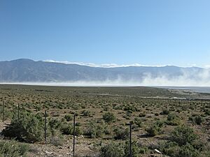 Blowing-alkali-dust-Owens-Lake