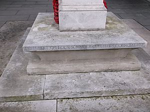 Civil Service Rifles Memorial, Somerset House (9)