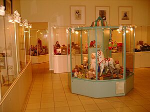 Commons-Toy Museum Inside