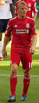 Dirk Kuyt Liverpool vs Bolton 2011 (cropped)