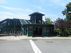 Dobbs Ferry MNRR station-005