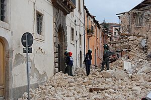 Emergenza Terremoto Abruzzo 2009 - 12