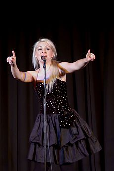 Kate Miller-Heidke at the Brunswick Music Festival 18 March 2009