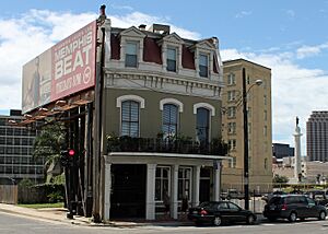 Louis Sincer House