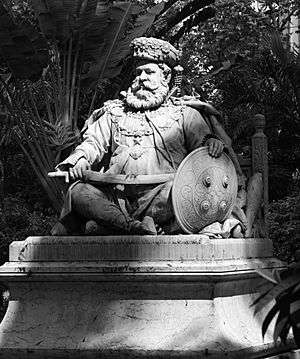 Maharaja Lakshmeshwar Singh statue - Kolkata.JPG