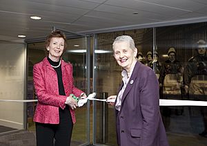 Mary Robinson and Elizabeth Chapman (13125515285)