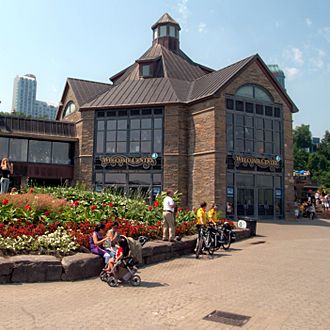 Niagara falls visitor center 04.07.2012 14-48-37.jpg