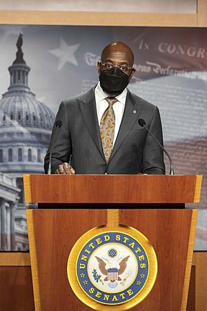 Raphael Warnock Facts for Kids