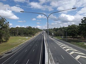 Wembly Road crossing Logan Motorway west