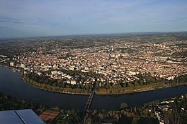 Vichy and the Aller river.