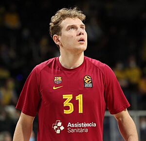2022-03-22 ALBA Berlin gegen FC Barcelona Bàsquet (EuroLeague 2021-22) by Sandro Halank–028.jpg