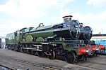 5043 Earl of Mount Edgcumbe parked up around the turntable.jpg