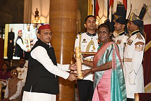 Akhilesh Yadav receiving Padma Vibhushan on the behalf of his late father Sh. Mulayam Singh Yadav