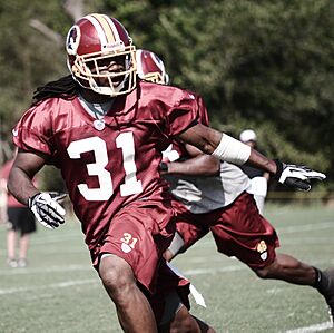 Brandon Merriweather shows form (7984129072)