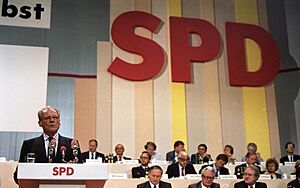 Bundesarchiv B 145 Bild-F079282-0030, Münster, SPD-Parteitag, Willy Brandt