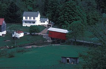 CRAWFORD COVERED BRIDGE.jpg