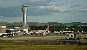 Edinburgh Airport - geograph.org.uk - 3588330