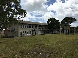 Hawksley Prefabricated School Building, Block B, and covered ways, from SW (EHP, 2016).jpg