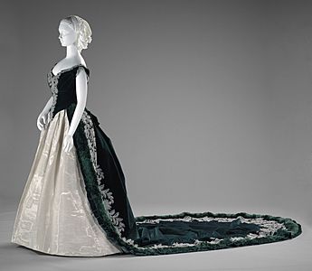 Imperial Russian court dress by Charles Frederick Worth, Paris, about 1888 01
