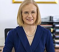 Jeannette Young, Chief Health Officer, Queensland Government, 2020 (cropped) 2.jpg