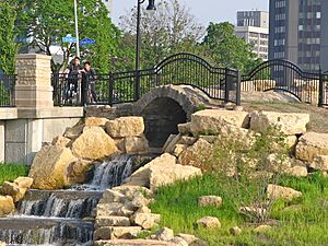 New Old Bridge CU