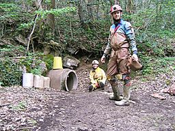 Ogof nadolig entrance.jpg